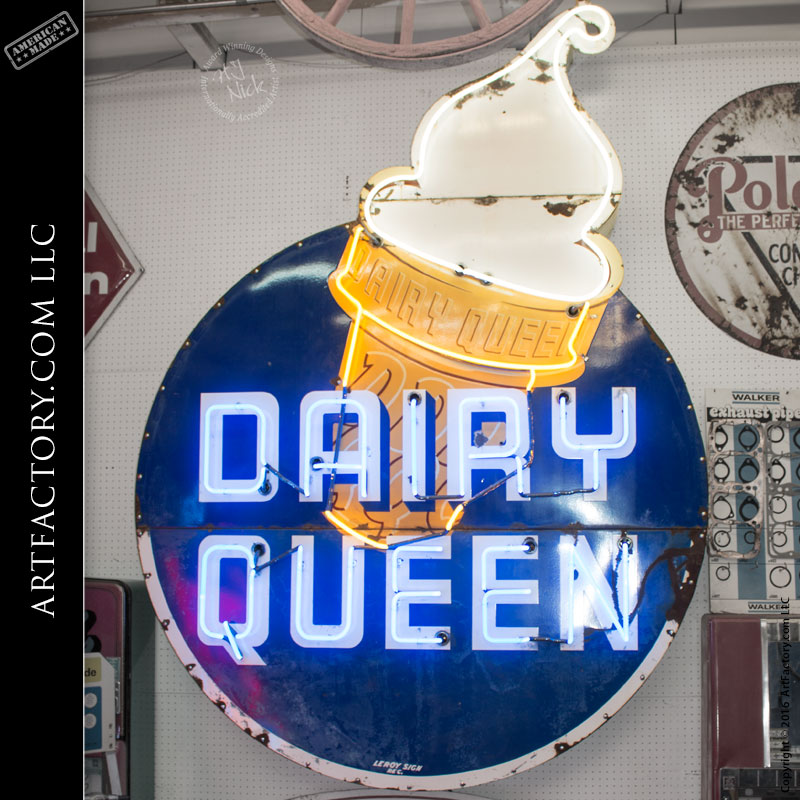 Dairy Queen lighted sign