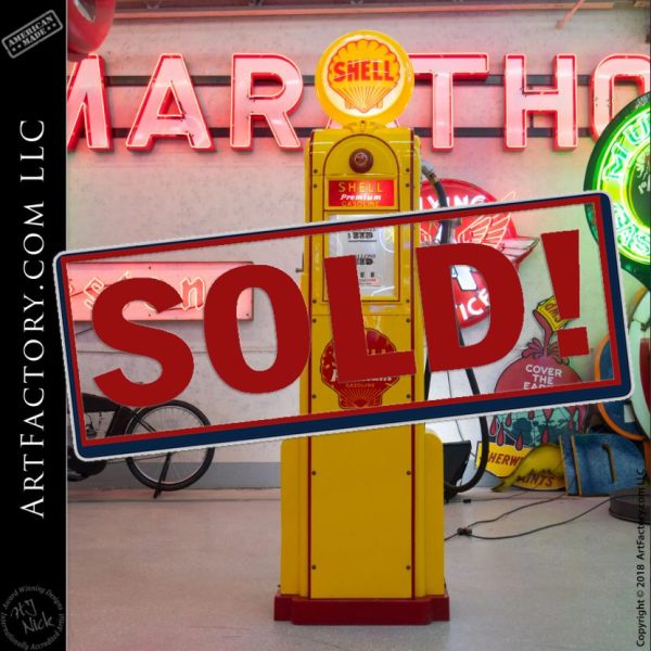 Wayne 60 Gas Pump: Vintage 1930's Art Deco Shell Globe & Decal - VGP6228