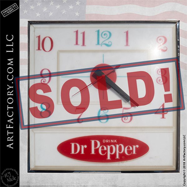 Vintage Drink Dr Pepper Clock 1-1