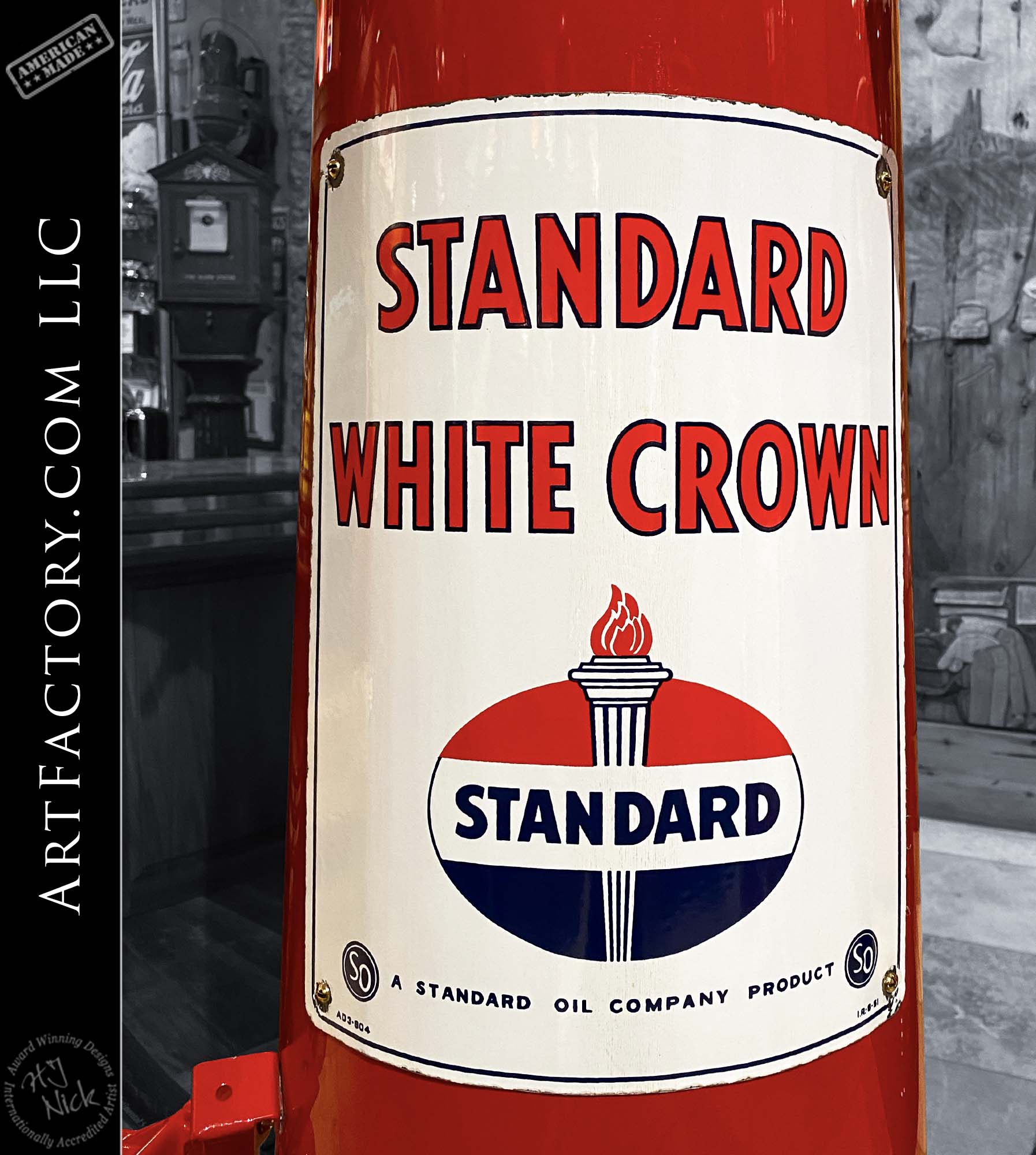 Vintage Wayne 615 Standard White Crown Visible Gas Pump