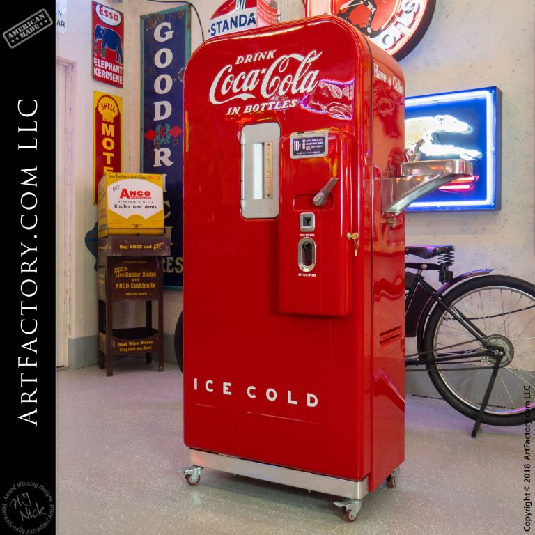 Restored Vendo 39 Coke Machine: Vintage Collectible Soda Vendor