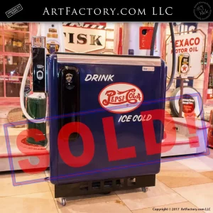 vintage pepsi machine, restored antique vending machine