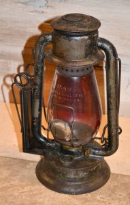 Vintage Rayo Lantern Antique   - VRL900